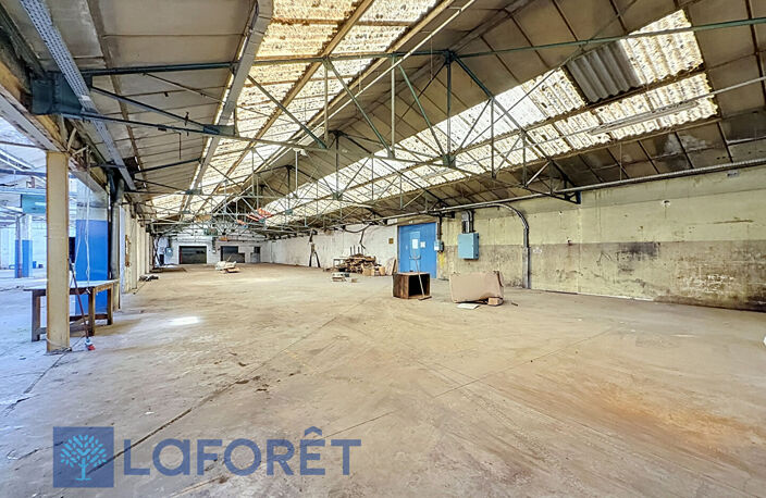 Entrepôt / local industriel Breteuil 2000 m2 — photo 5