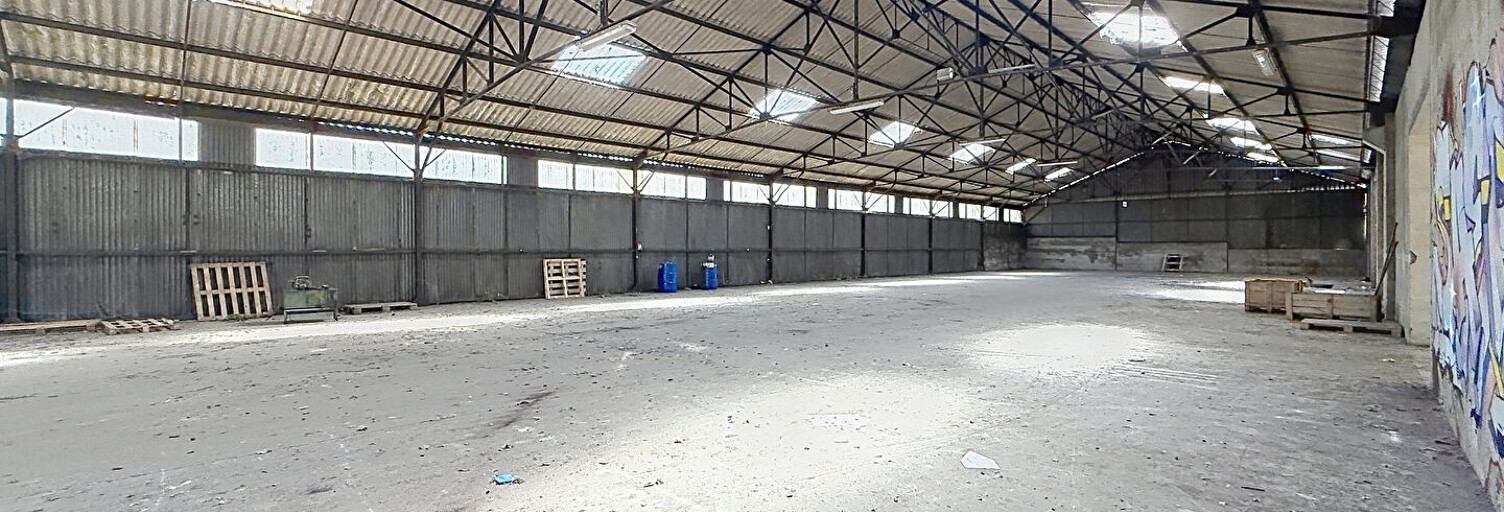 Local industriel  1509 m² à louer à Breteuil (27160)