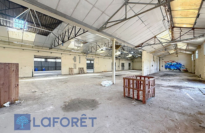 Entrepôt / local industriel Breteuil 1509 m2 — photo 4