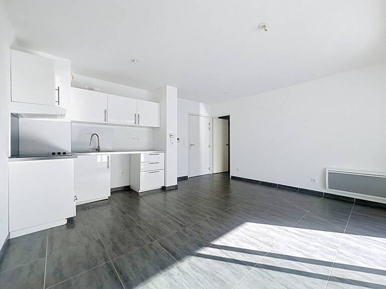 COUP DE COEUR ! Magnifique T3 avec terrasse de 20 m² et garage - Résidence récente -DPE A — photo 1
