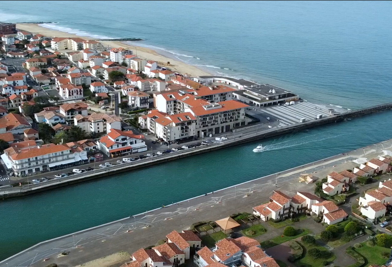 Appartement Capbreton plage 4 pièces 92 m² + parking sous-sol. — photo 1