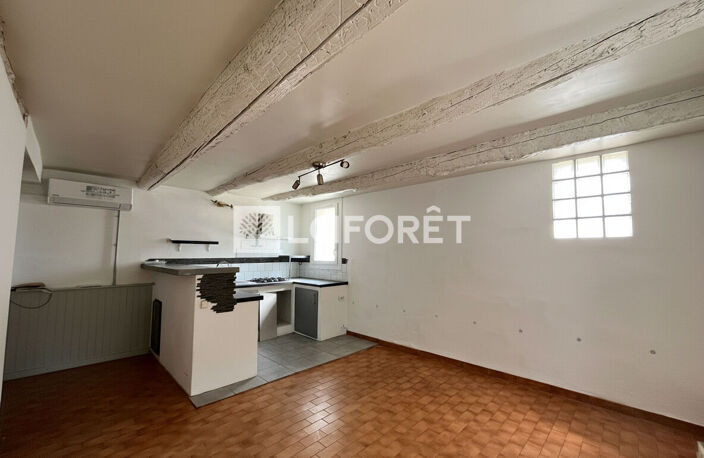 Immeuble L Isle Sur La Sorgue 6 pièce(s) 107 m2 — photo 2