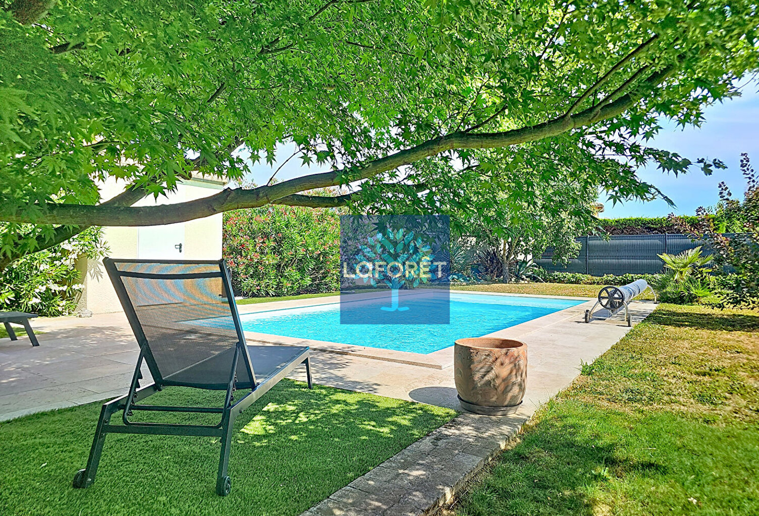 Villa 121m² avec piscine à Assieu — photo 1