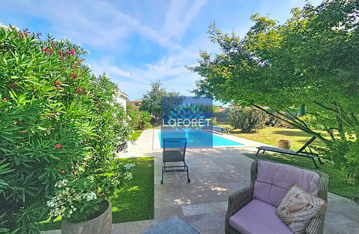 Villa 121m² avec piscine à Assieu — photo 2