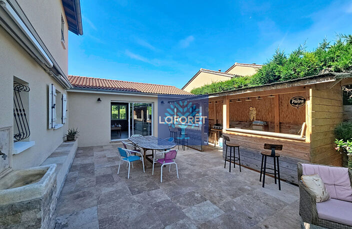 Villa 121m² avec piscine à Assieu — photo 5