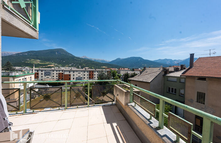 Appartement Embrun 5 pièce(s) 105 m2 — photo 2