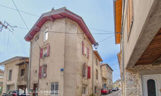 Immeuble  98 m² à vendre à Lagnieu (01150)