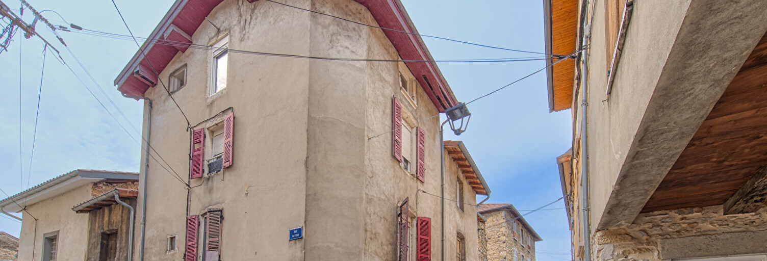 Immeuble  98 m² à vendre à Lagnieu (01150)