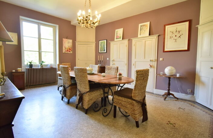 BELLE DEMEURE 18ème  AVEC LOGEMENT SEPARE — photo 5