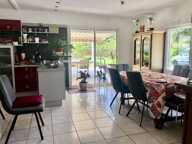 GRANDE MAISON AVEC JARDIN ET GARAGE A VENDAYS-MONTALIVET — photo 3