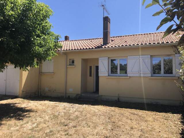 MAISON DE CAMPAGNE MITOYENNE GARAGE ET JARDIN — photo du bien
