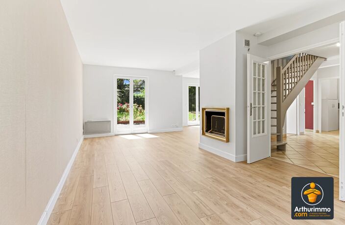 Maison de 117 m² sur son terrain plat et clos de 1.000 m² dans un quartier résidentiel — photo 3