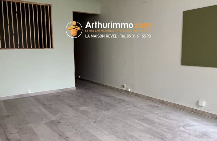 Local commercial 27,8 m² avec accès PMR à Revel — photo 3