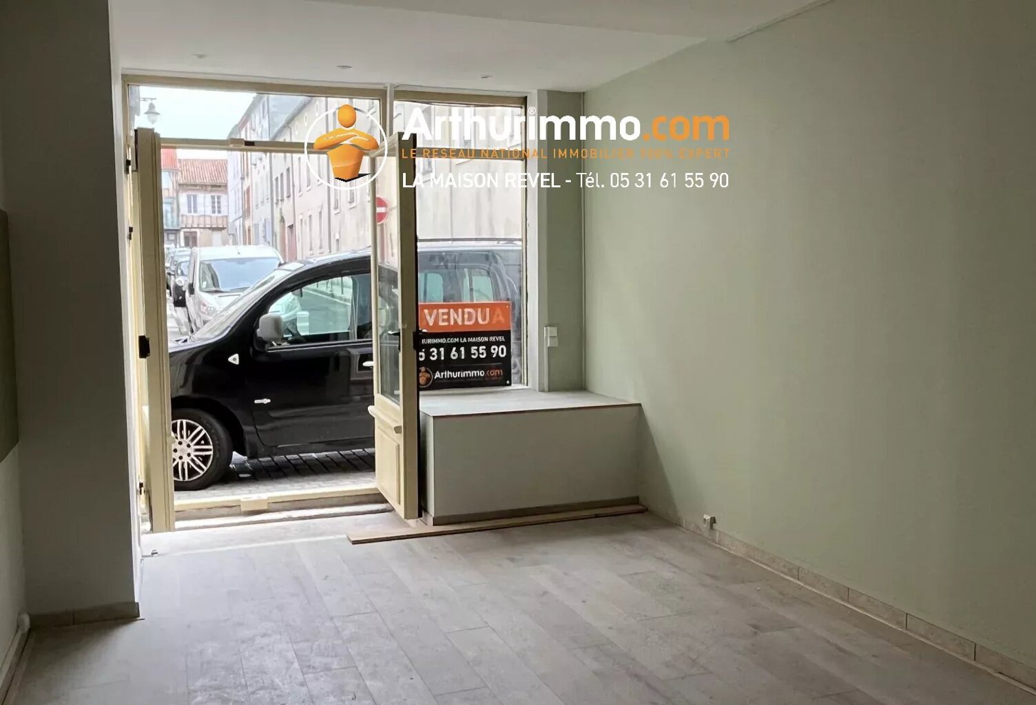 Local commercial 27,8 m² avec accès PMR à Revel — photo 1