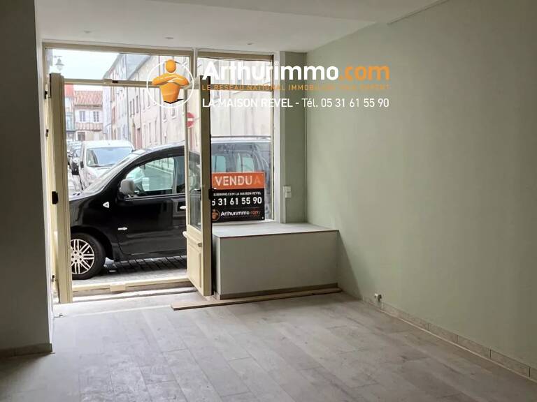 Local commercial 27,8 m² avec accès PMR à Revel — photo 1