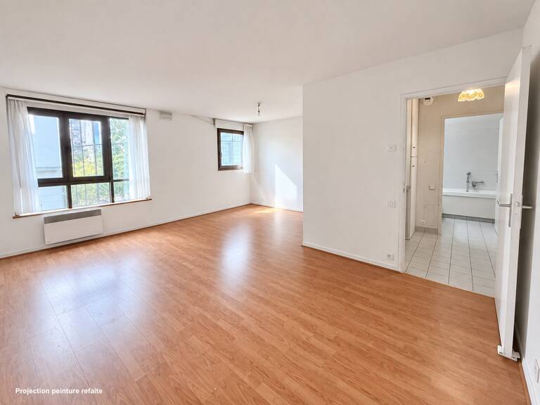 Grand studio de 32m2 - cave - box possible — photo 1