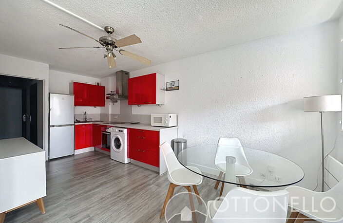 Appartement Fréjus 2/3 pièces 48.60 m2 avec parking, cave, piscine et terrains de tennis — photo 2