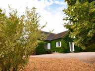MAISON AVEC CACHET ET BEAU TERRAIN : — photo 2