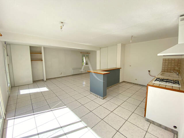 Appartement Fendeille 3 pièce(s) 72.30 m2 — photo du bien