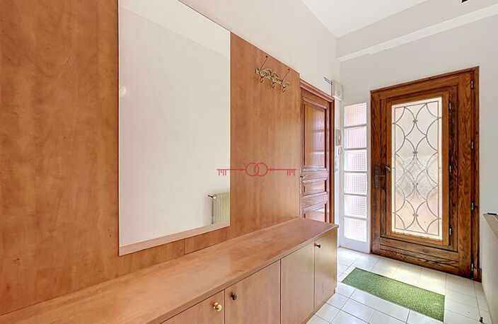 Appartement 4 pièces de 90,56 m² Carrez avec cave de 50 m² et parking — photo 4