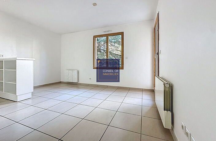 Appartement Saint Genis Laval 2 pièces 45 m2 + garage — photo 4