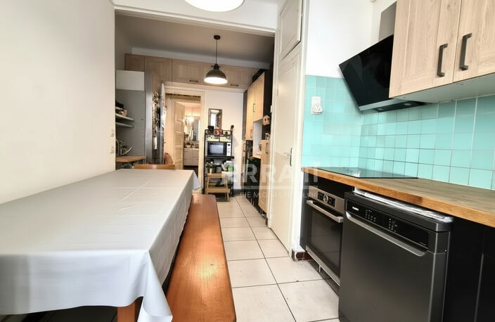 Appartement Marseille 4 pièce(s) 111.02 m2 — photo 5