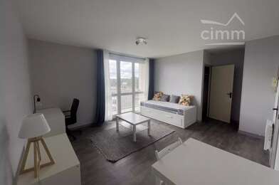 Appartement 1 pièces 490 €