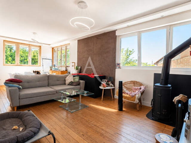 Maison  Appartement jardin ETREPAGNY 2 chambres Garage — photo du bien