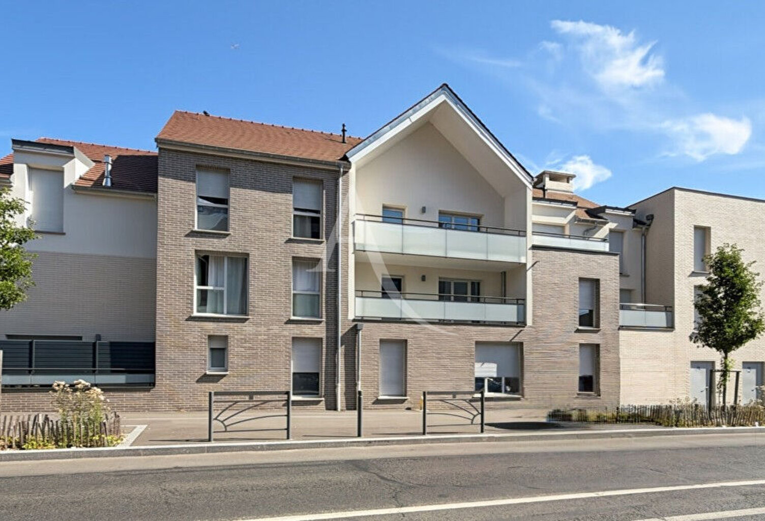 Appartement Jouy Le Moutier 4 pièce(s) neuf — photo 1