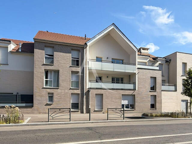 Appartement Jouy Le Moutier 4 pièce(s) neuf — photo du bien