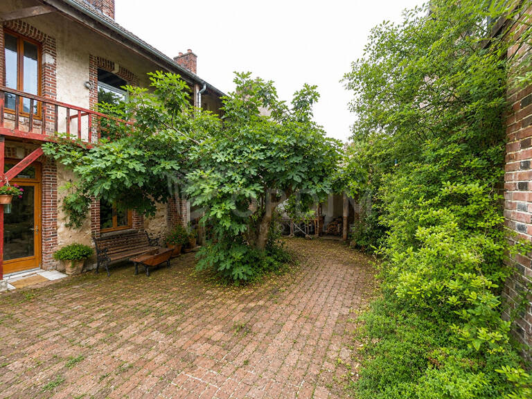 Charmante maison de ville (168m²) avec dépendances et jardin — photo 1