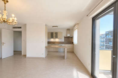 Appartement 3 pièces 303000 €