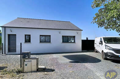 Maison  765 €