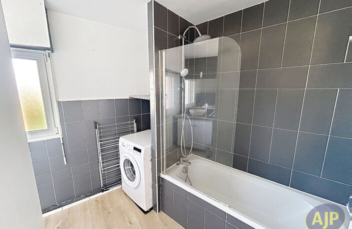 Saint-Marc-sur-Mer, Duplex T3 Meublé , belle Vue Mer — photo 5