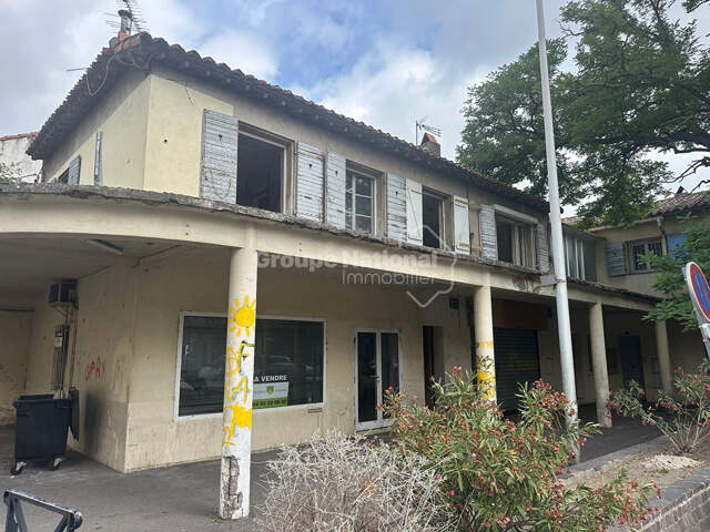 A vendre Immeuble de rapport à Arles Chabourlet — photo du bien