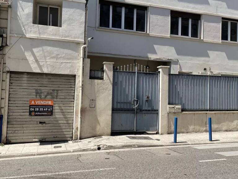 Libération Produit pour investisseurs — photo 1