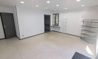Commerce 2 Pièces 68 m² à vendre à Léré (18240)