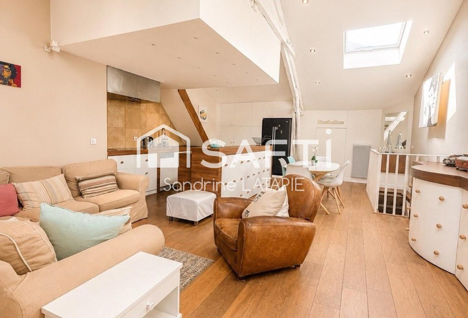 Appartement en duplex centre village avec 3 chambres — photo 1