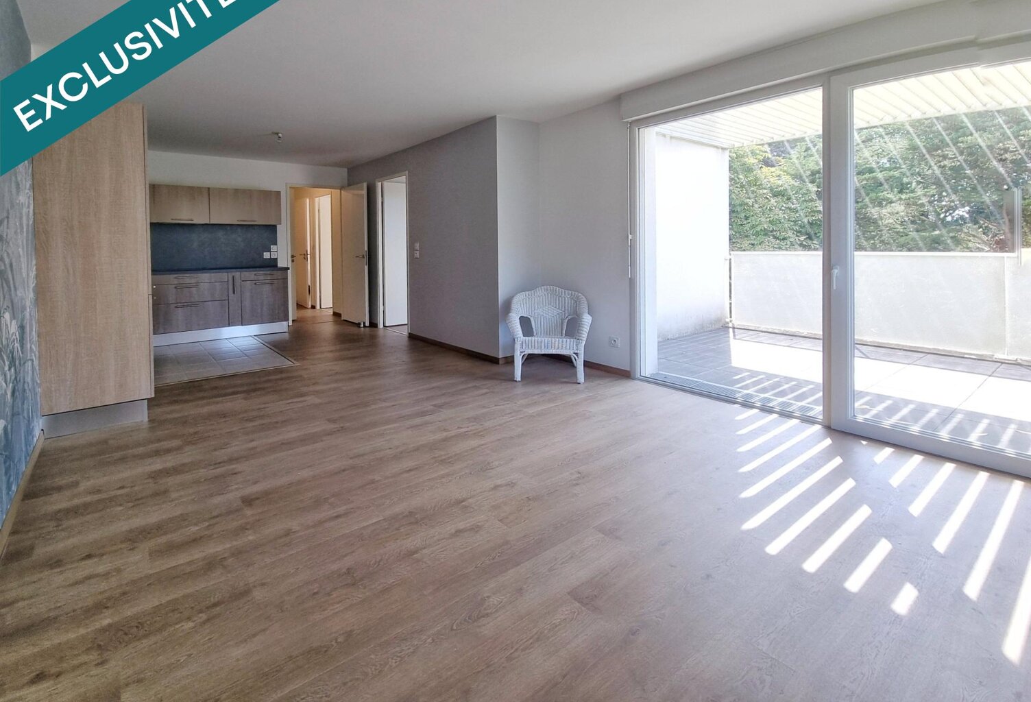 Procé T4 lumineux avec terrasse, 2 stationnements — photo 1