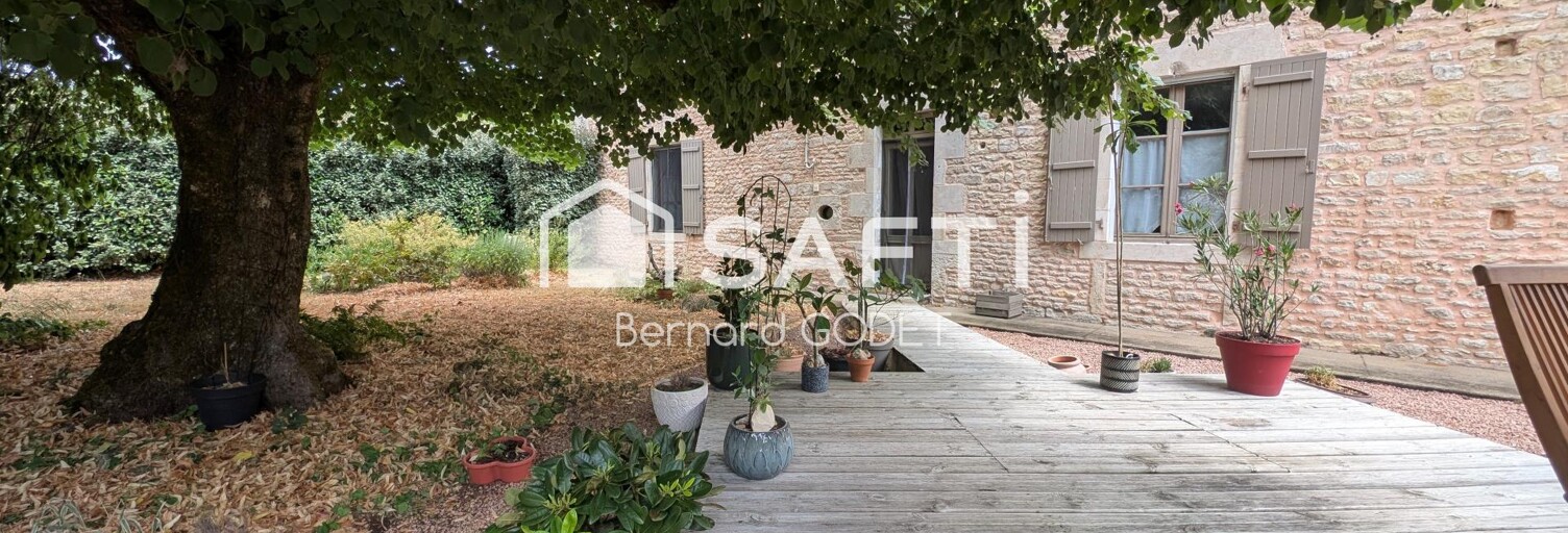 Maison 7 Pièces 274 m² à vendre à La Chapelle-Pouilloux (79190)
