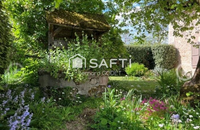 Maison de caractère rénovée avec dépendance. — photo 3
