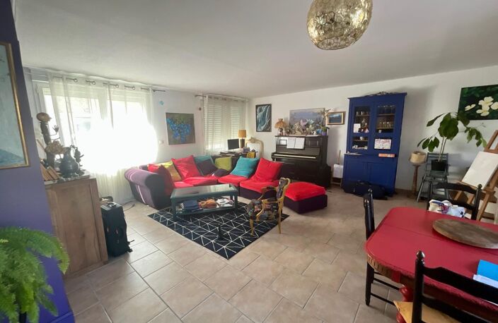 Maison centre-ville à Mehun sur Yèvre — photo 3