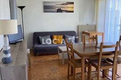 Appartement 2 pièces 1050 €
