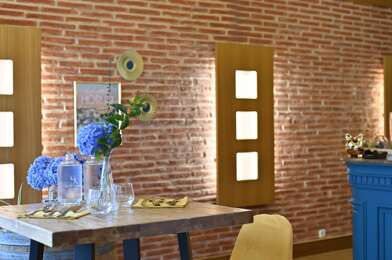 Commerce  111200 €