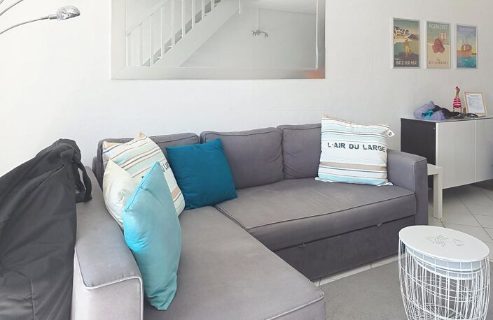Beau duplex avec chambre et terrasse — photo 3