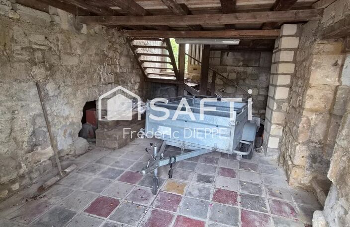 Bâtiment à BELLEU à rénover entièrement — photo 5