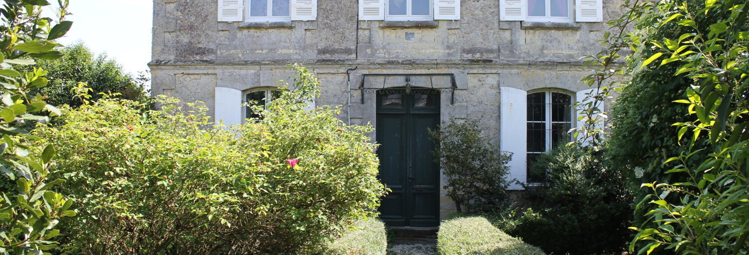 Maison 7 Pièces 230 m² à louer à Capian (33550)