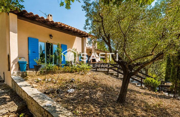 PUYLOUBIER  UNE MAISON FAMILIALE AU PIED DE LA SAINTE-VICTOIRE — photo 3