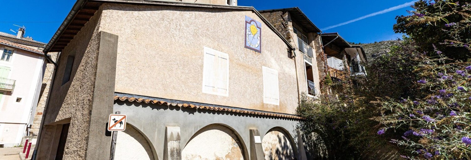 Immeuble  177 m² à vendre à Veynes (05400)