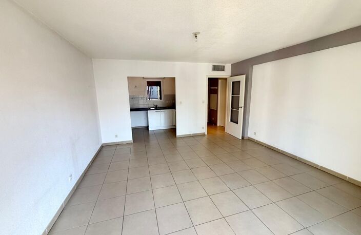 Saint Aygulf, appartement deux pièces 51m² centre-ville. — photo 4